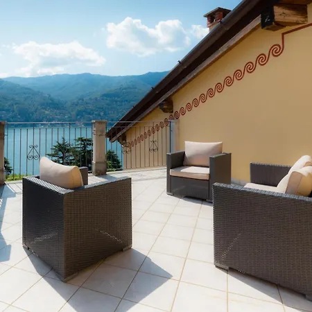 Luxury Villa *